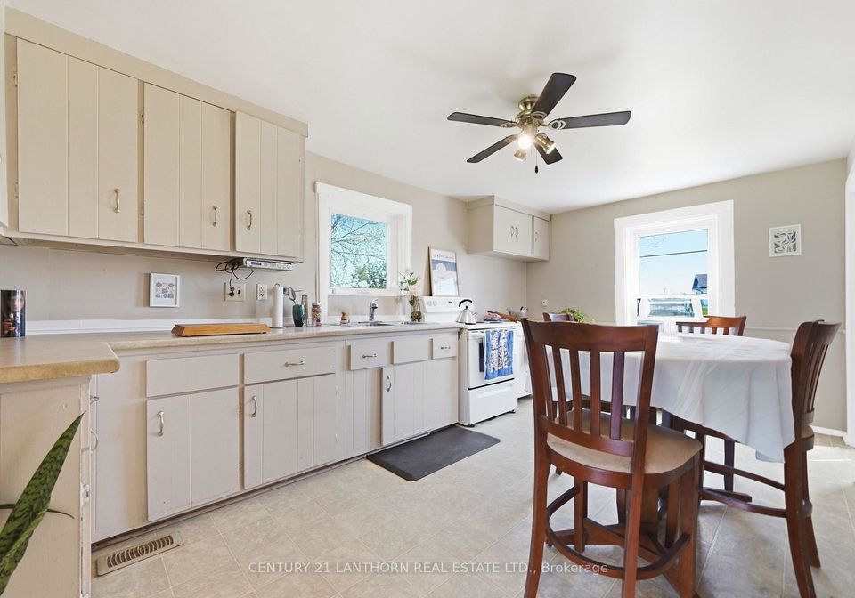 1229-county-7-road-prince-edward-county-ontario-x13117870