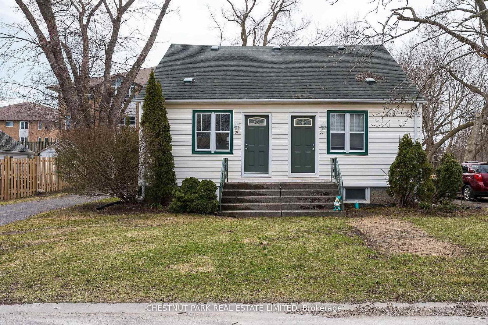 31-33-washburn-street-prince-edward-county-ontario-x13117966