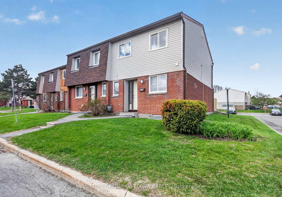 35d-woodvale-green-ottawa-ontario-x13117996