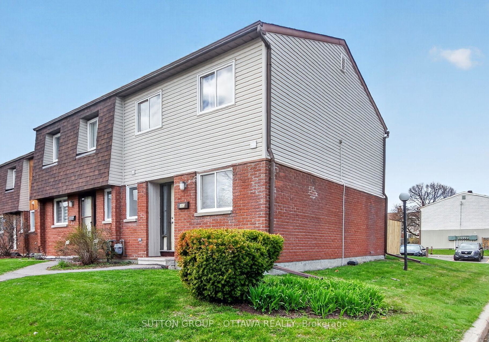 35d-woodvale-green-ottawa-ontario-x13117996
