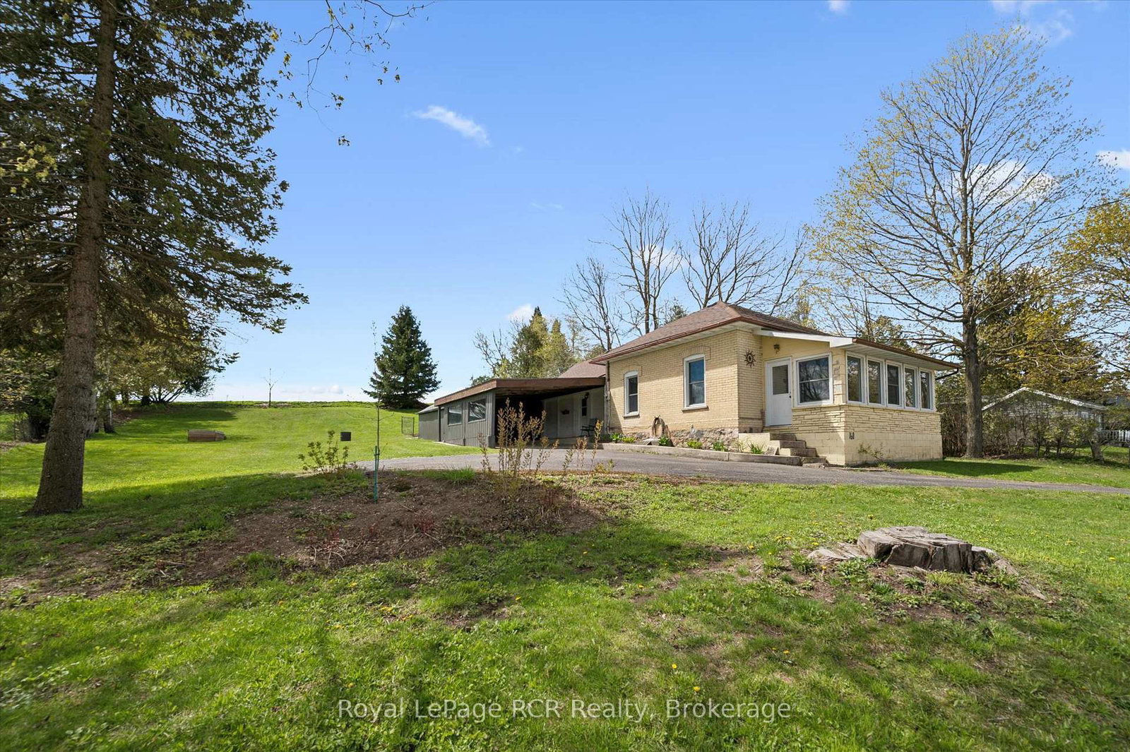 160-murphy-street-wellington-north-ontario-x13118048