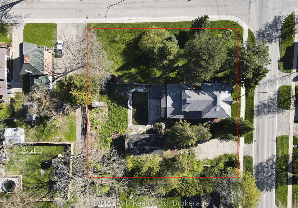 46-main-street-s-perth-east-ontario-x13118074