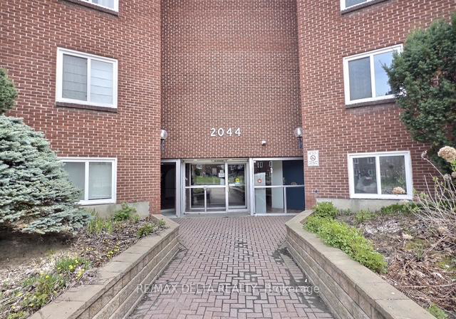 2044-arrowsmith-drive-ottawa-ontario-x13118116