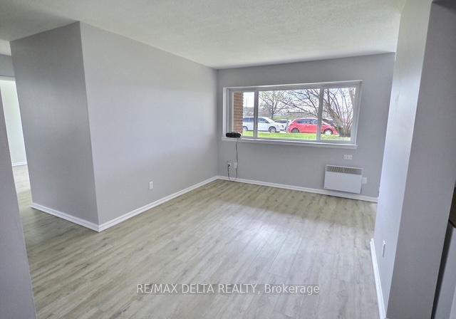 2044-arrowsmith-drive-ottawa-ontario-x13118116