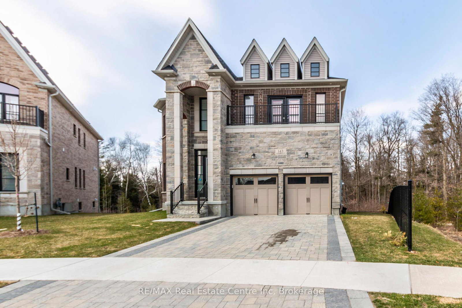 143-e-ambrous-crescent-guelph-ontario-x13118376