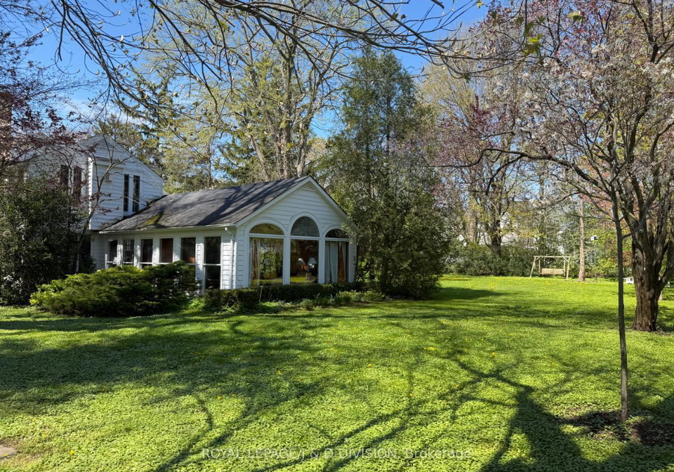 217-butler-street-niagara-on-the-lake-ontario-x13118556