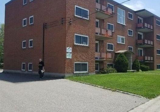 12-westmount-road-kitchener-ontario-x13118804