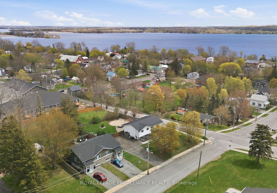 144-centre-street-deseronto-ontario-x13118818