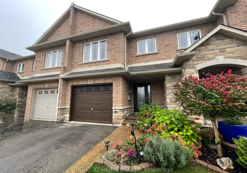 9-periwinkle-drive-hamilton-ontario-x13119064