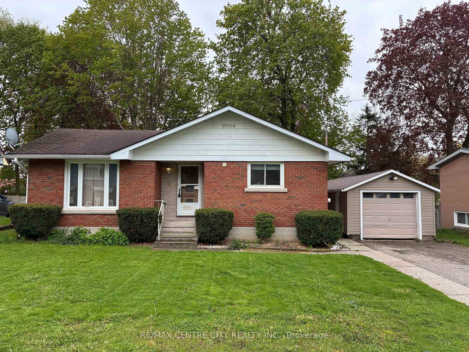 664-miller-street-woodstock-ontario-x13119348
