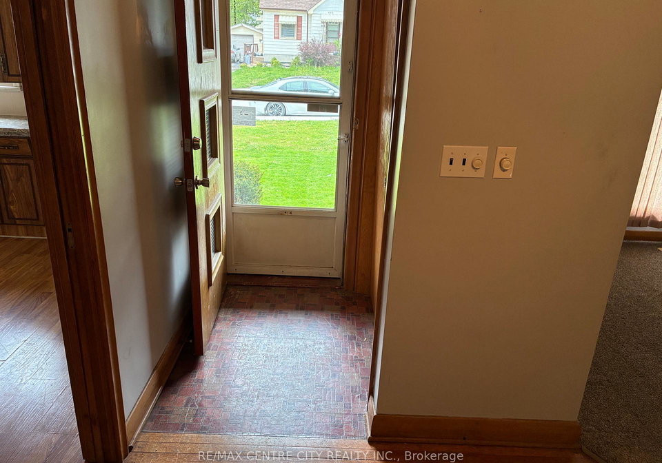 664-miller-street-woodstock-ontario-x13119348