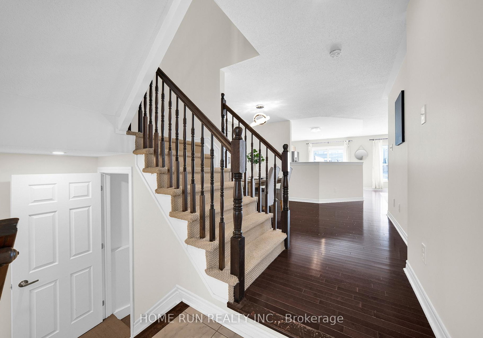 957-messor-crescent-ottawa-ontario-x13119912