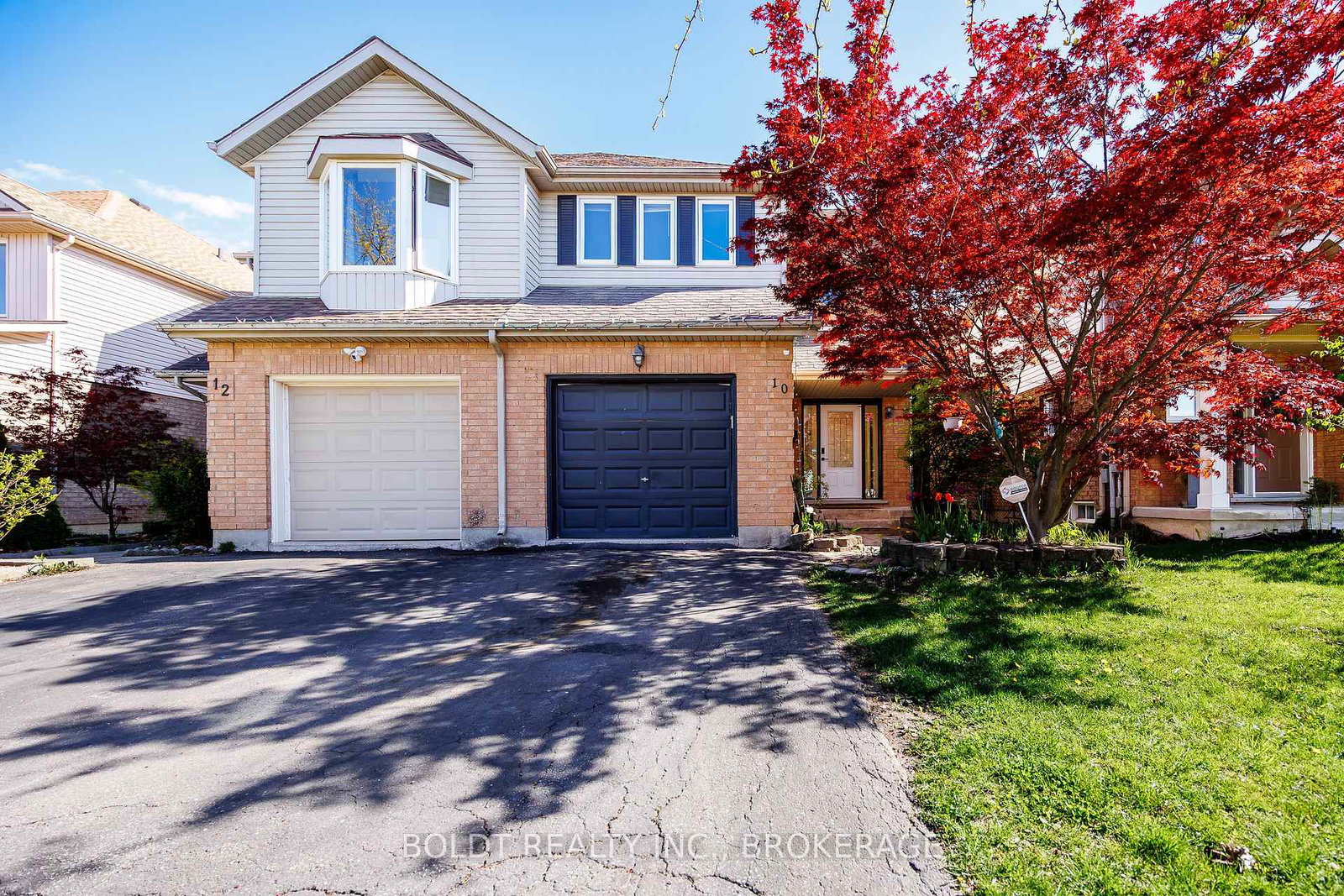 10-maria-street-st-catharines-ontario-x13119918