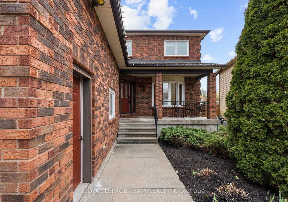 1360-gaultois-avenue-ottawa-ontario-x13120026
