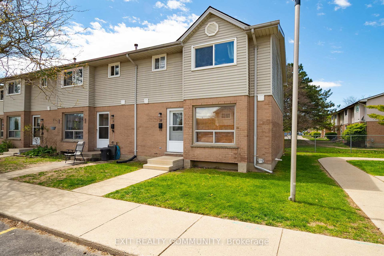 595-third-street-london-east-ontario-x13120338