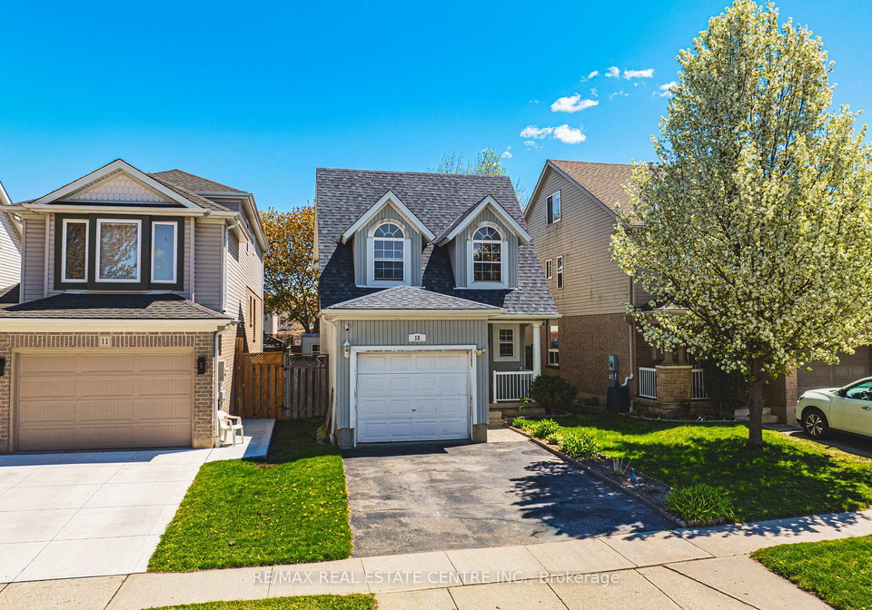 15-lardner-street-cambridge-ontario-x13120386