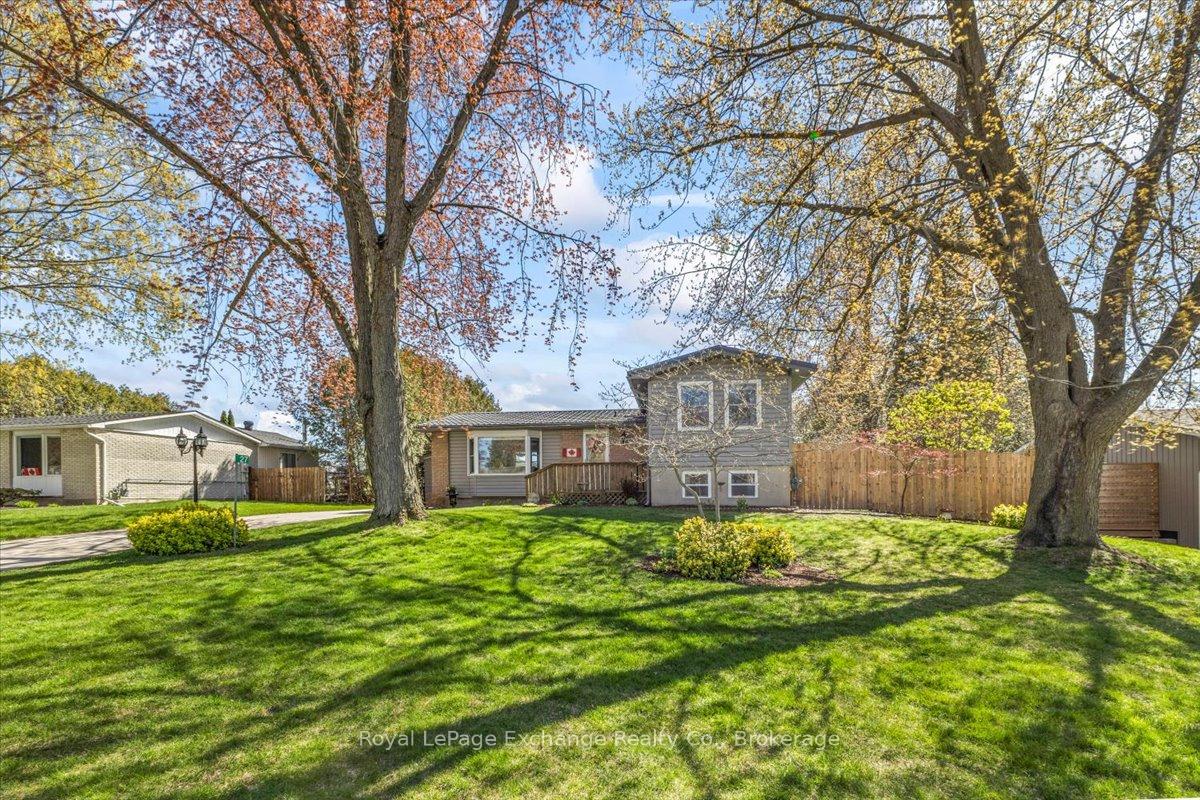 27-inverlyn-crescent-s-kincardine-ontario-x13120424