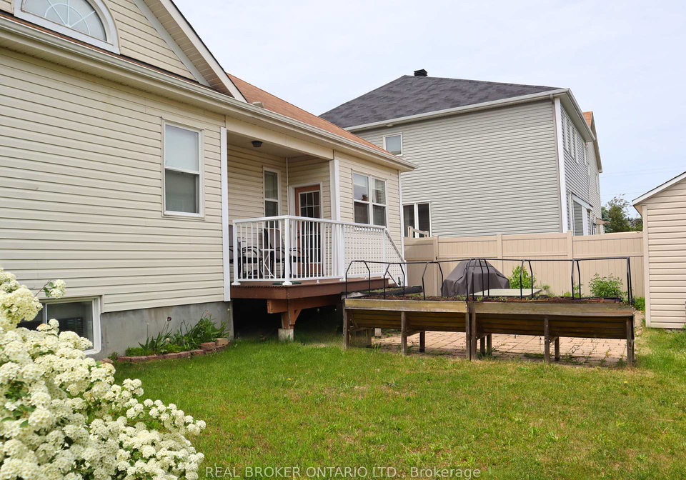 204-hillpark-high-street-ottawa-ontario-x13120428