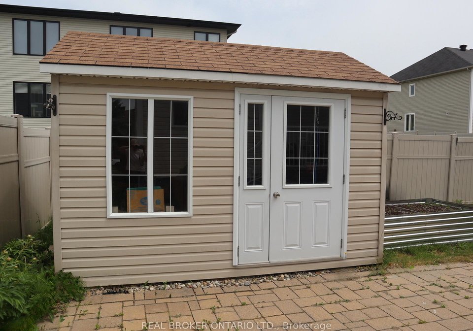 204-hillpark-high-street-ottawa-ontario-x13120428