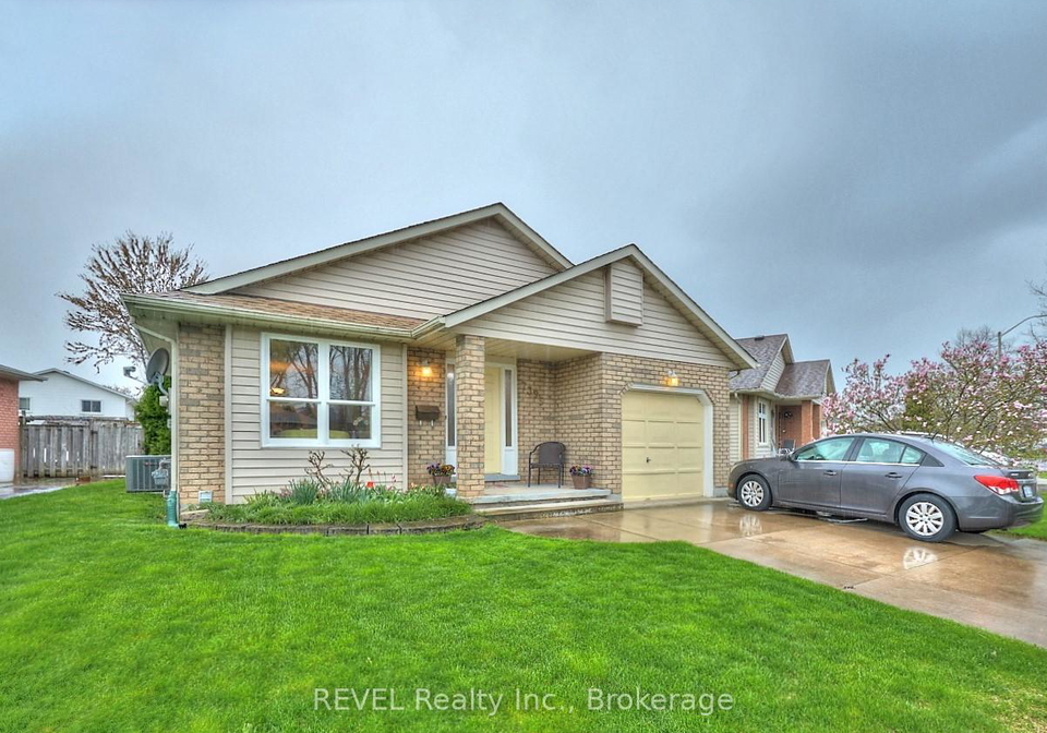 7395-alex-avenue-niagara-falls-ontario-x13120546