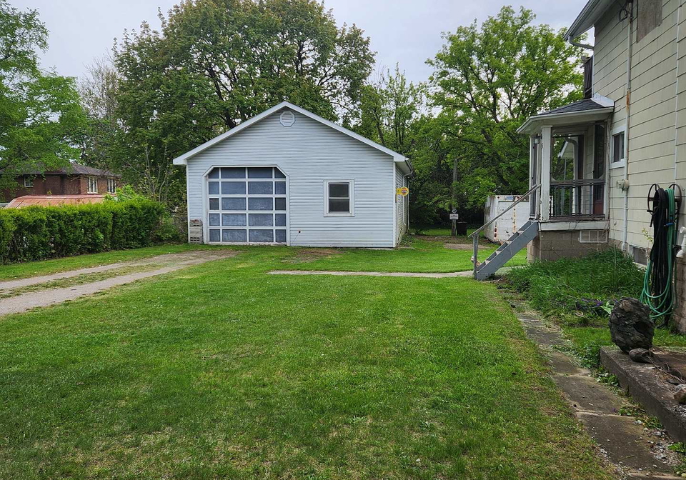 30-queen-street-strathroy-caradoc-ontario-x13120576