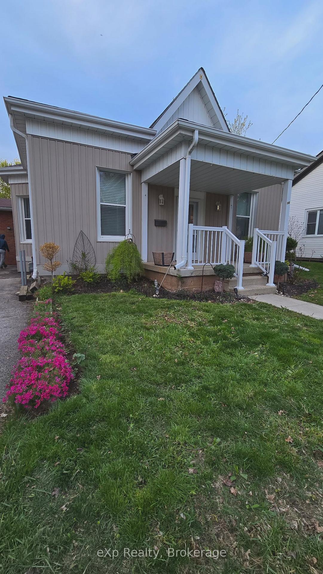 160-nelson-street-brantford-ontario-x13120624