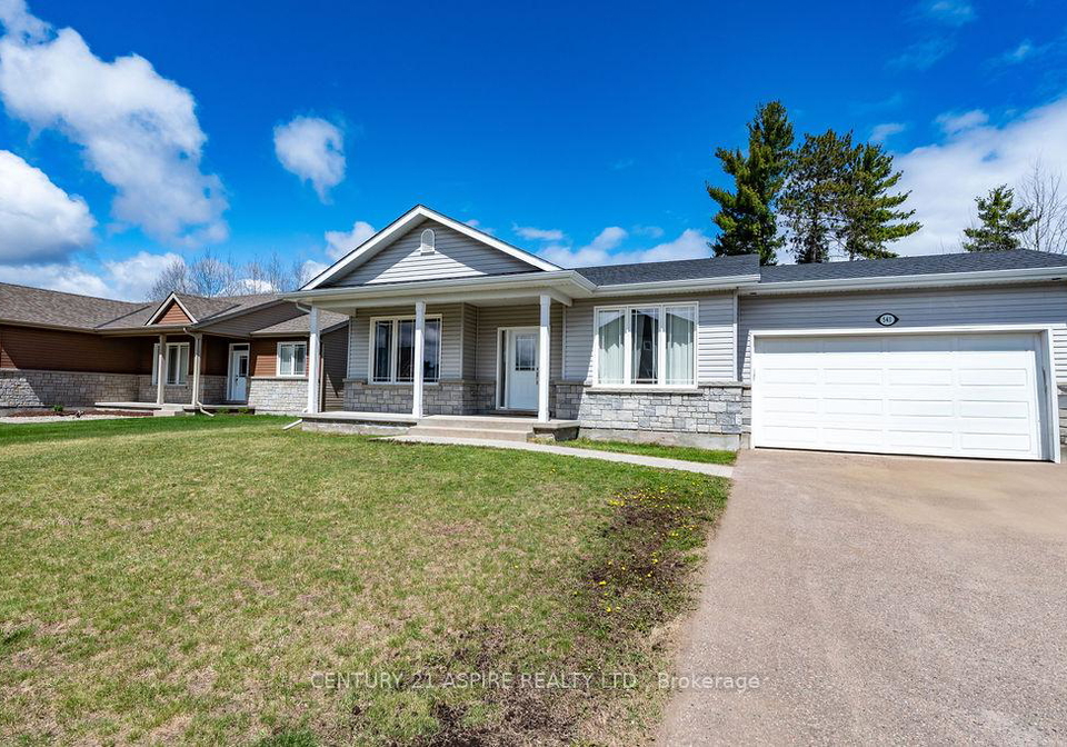 541-gardner-crescent-petawawa-ontario-x13120650