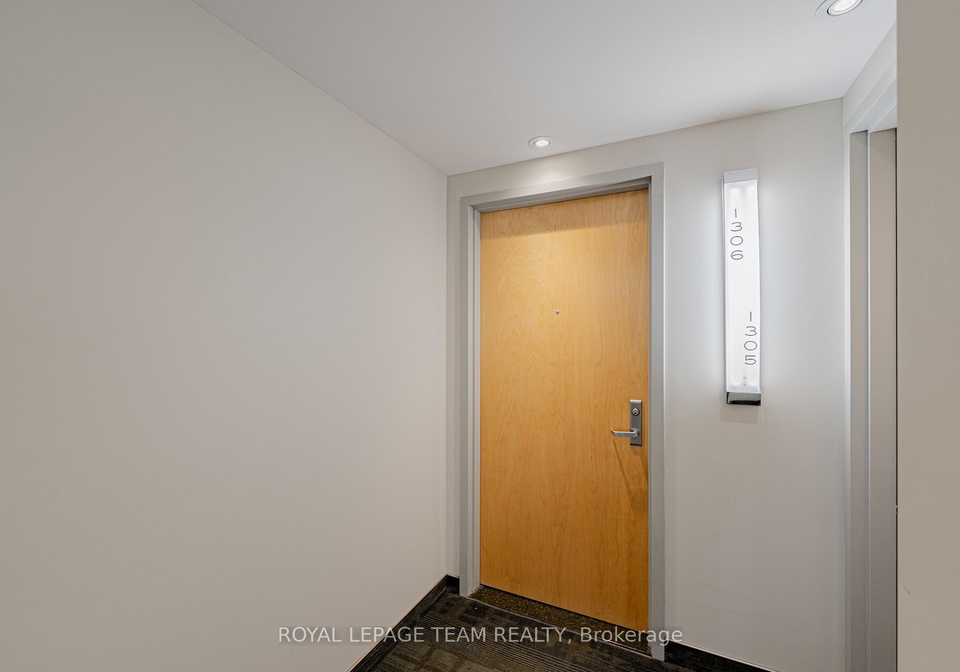 40-nepean-street-ottawa-ontario-x13120828