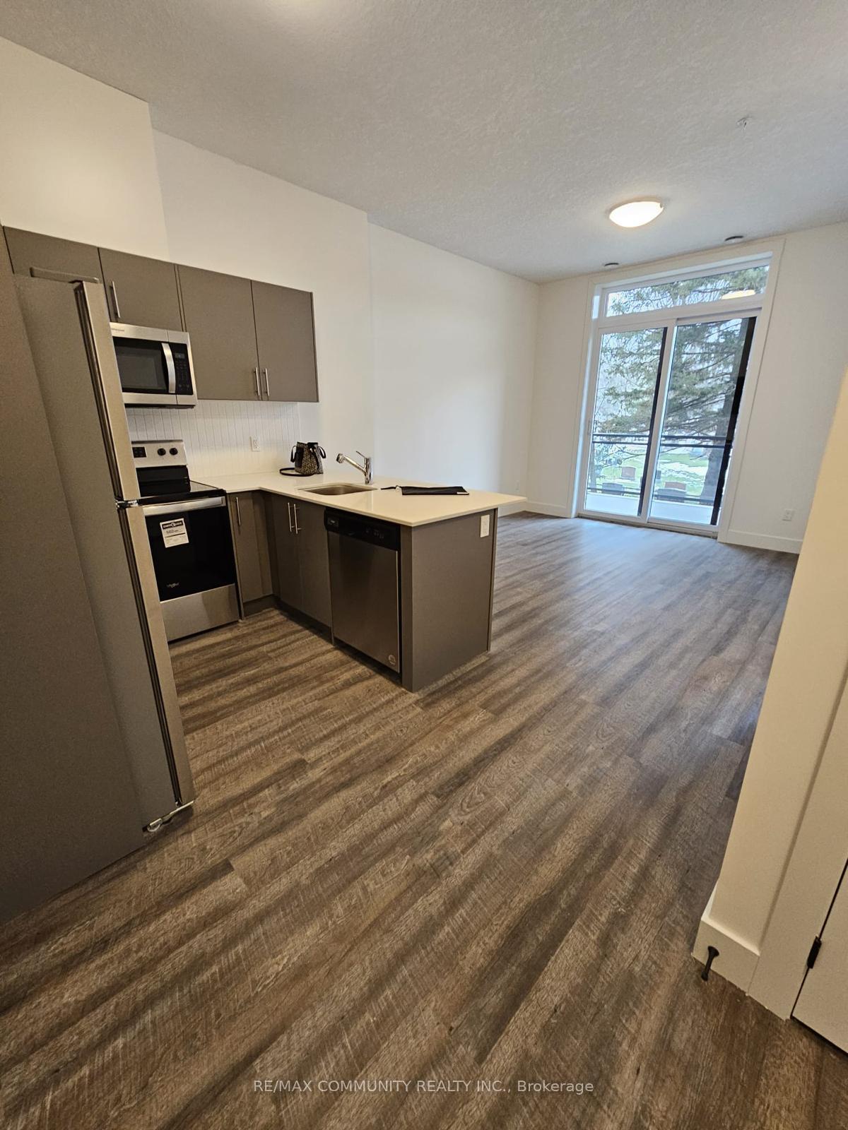 107-roger-street-waterloo-ontario-x13120974