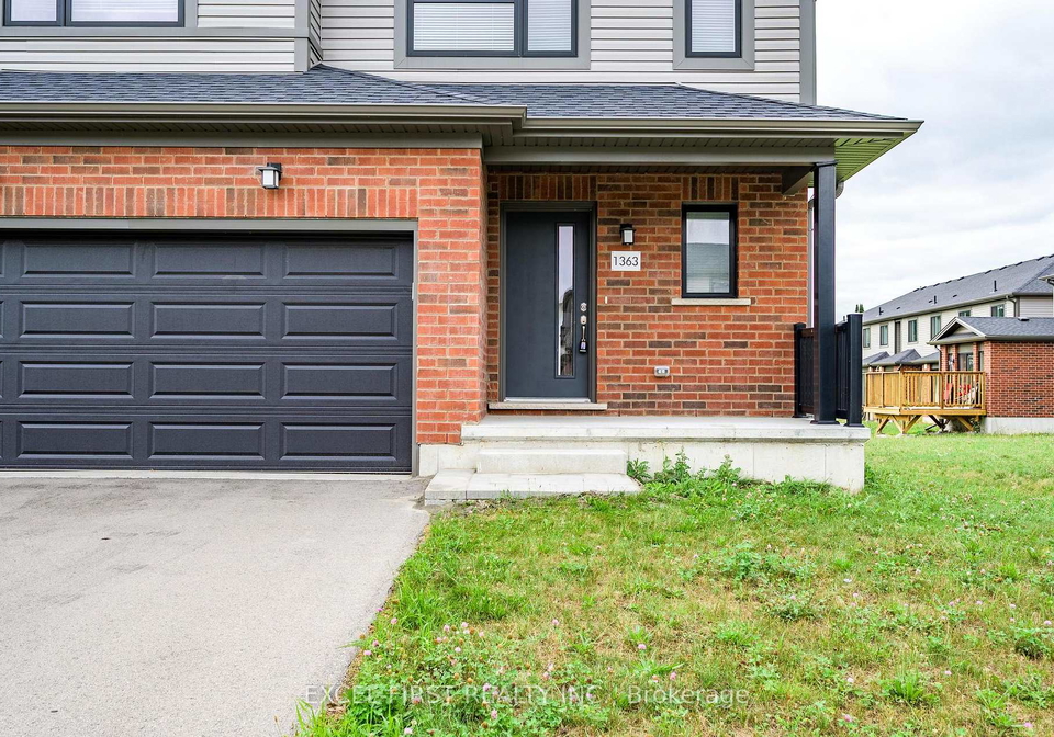 1363-michael-circle-london-east-ontario-x13121068
