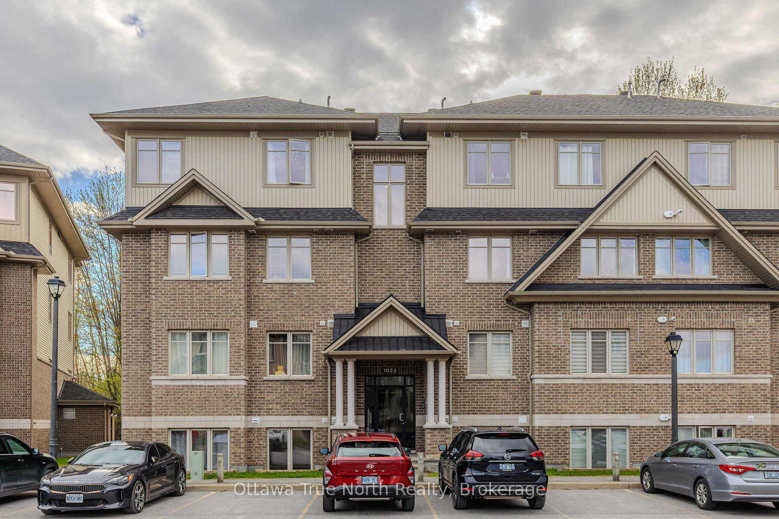 1032-beryl-private-ottawa-ontario-x13121290