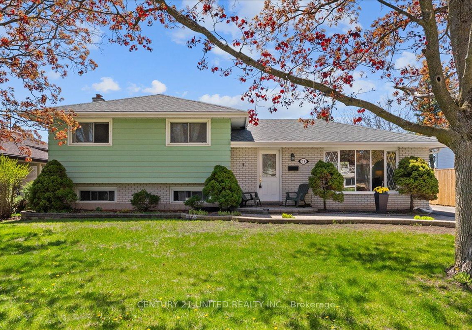 18-belvedere-road-quinte-west-ontario-x13121580