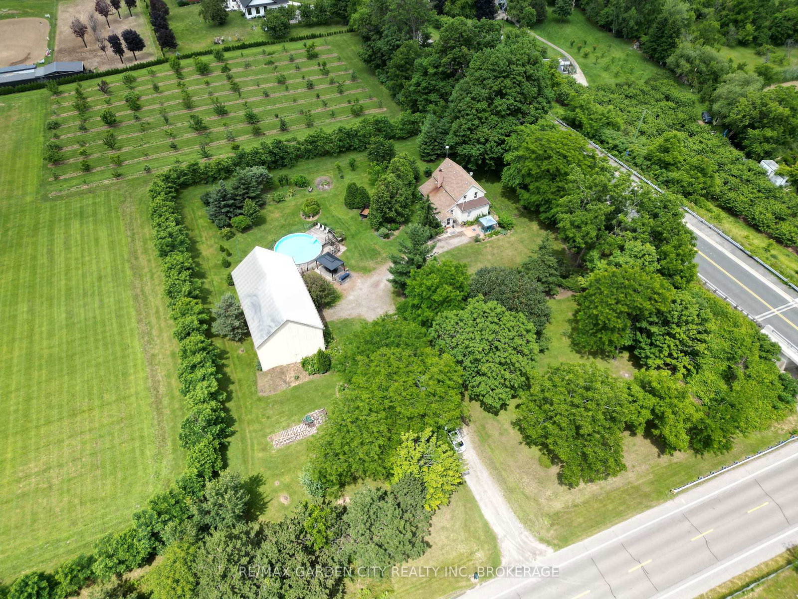 5400-north-service-road-lincoln-ontario-x13121864