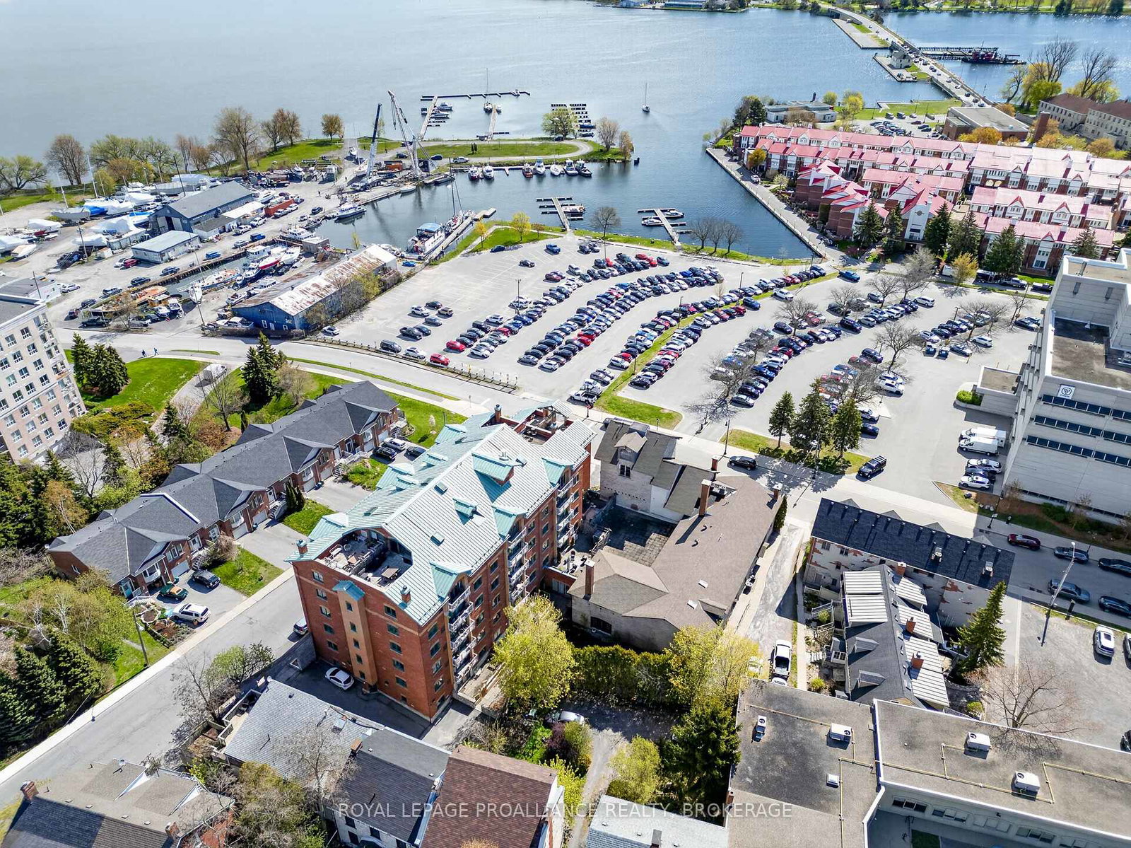 2-bay-street-kingston-ontario-x13122162