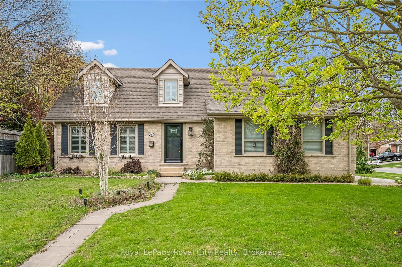 184-harvard-road-guelph-ontario-x13122240