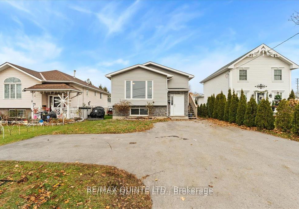 240-college-street-e-belleville-ontario-x13122256