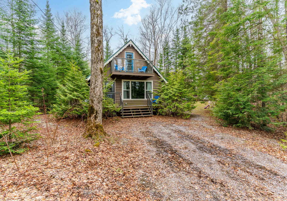 2041-glamor-lake-road-highlands-east-ontario-x13122288