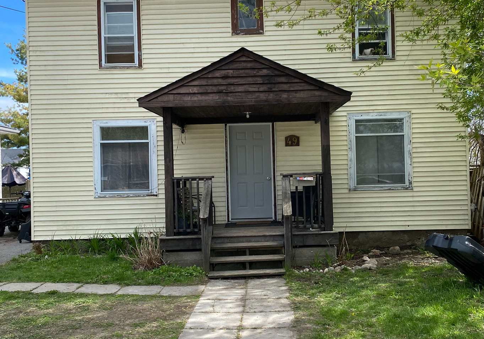 49-crown-street-quinte-west-ontario-x13122428