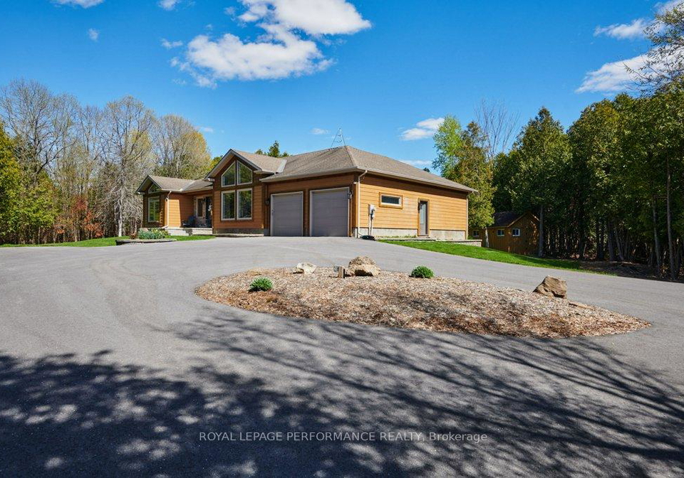 8040-iveson-drive-ottawa-ontario-x13122472