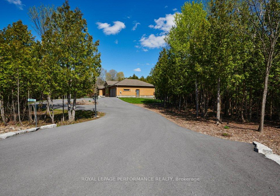 8040-iveson-drive-ottawa-ontario-x13122472