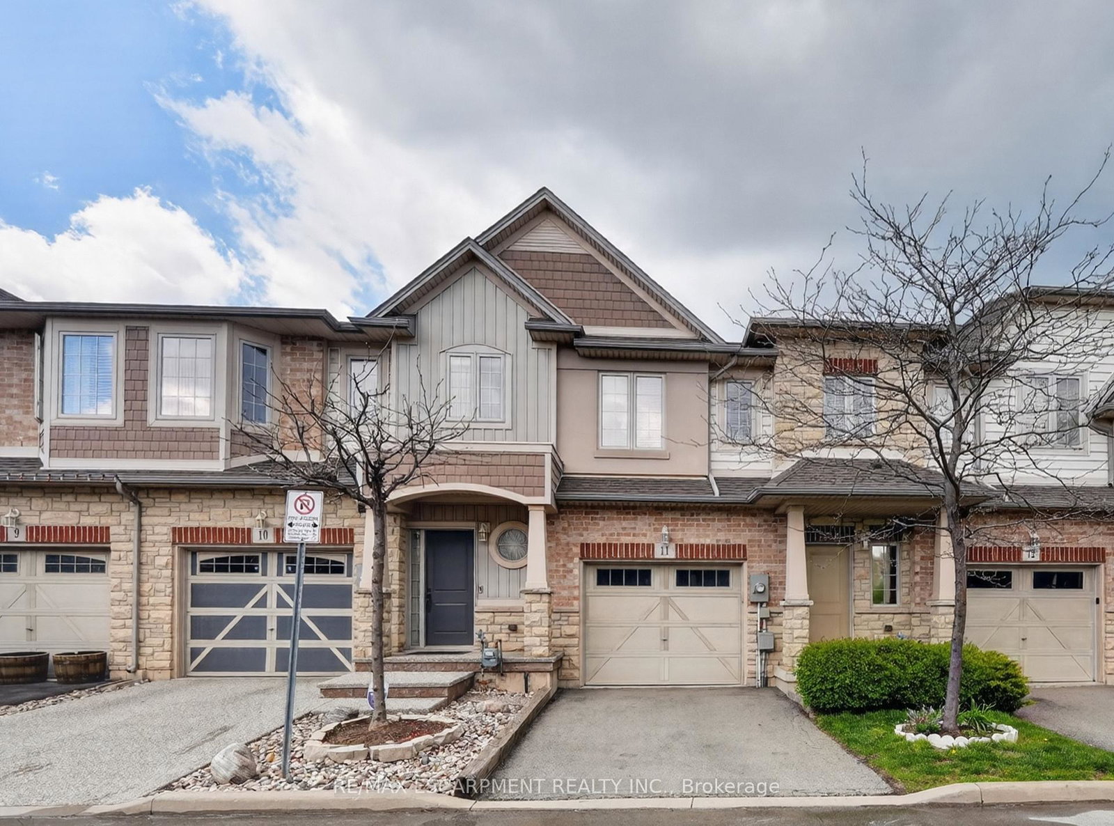 8-lakelawn-road-grimsby-ontario-x13122542