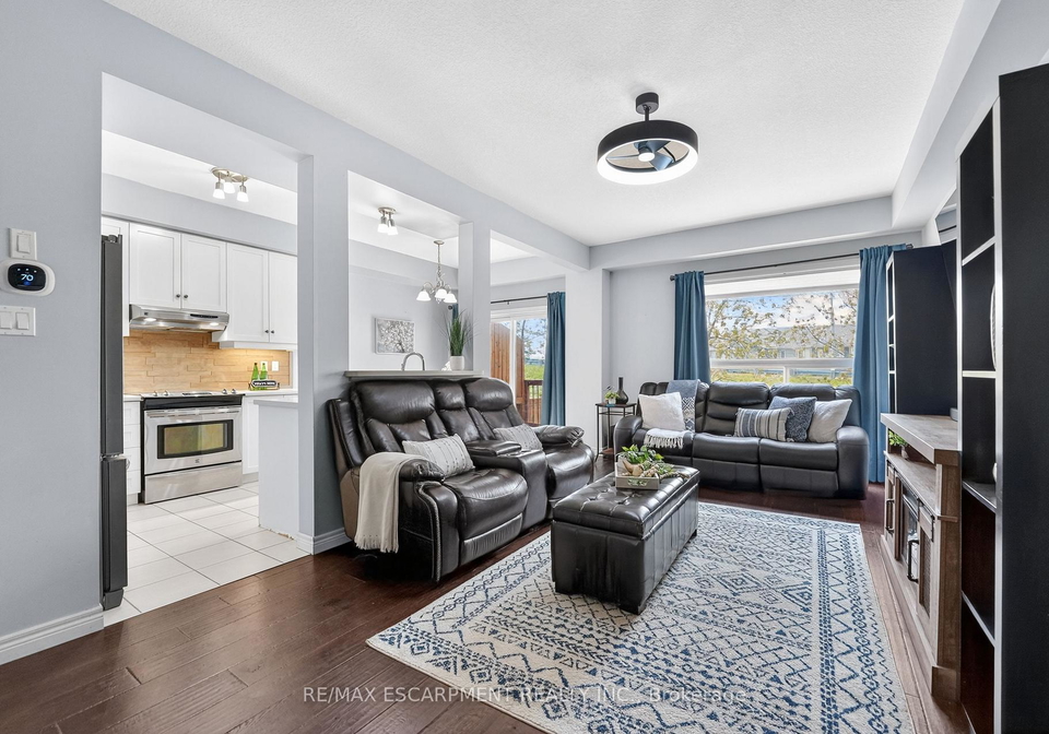 8-lakelawn-road-grimsby-ontario-x13122542