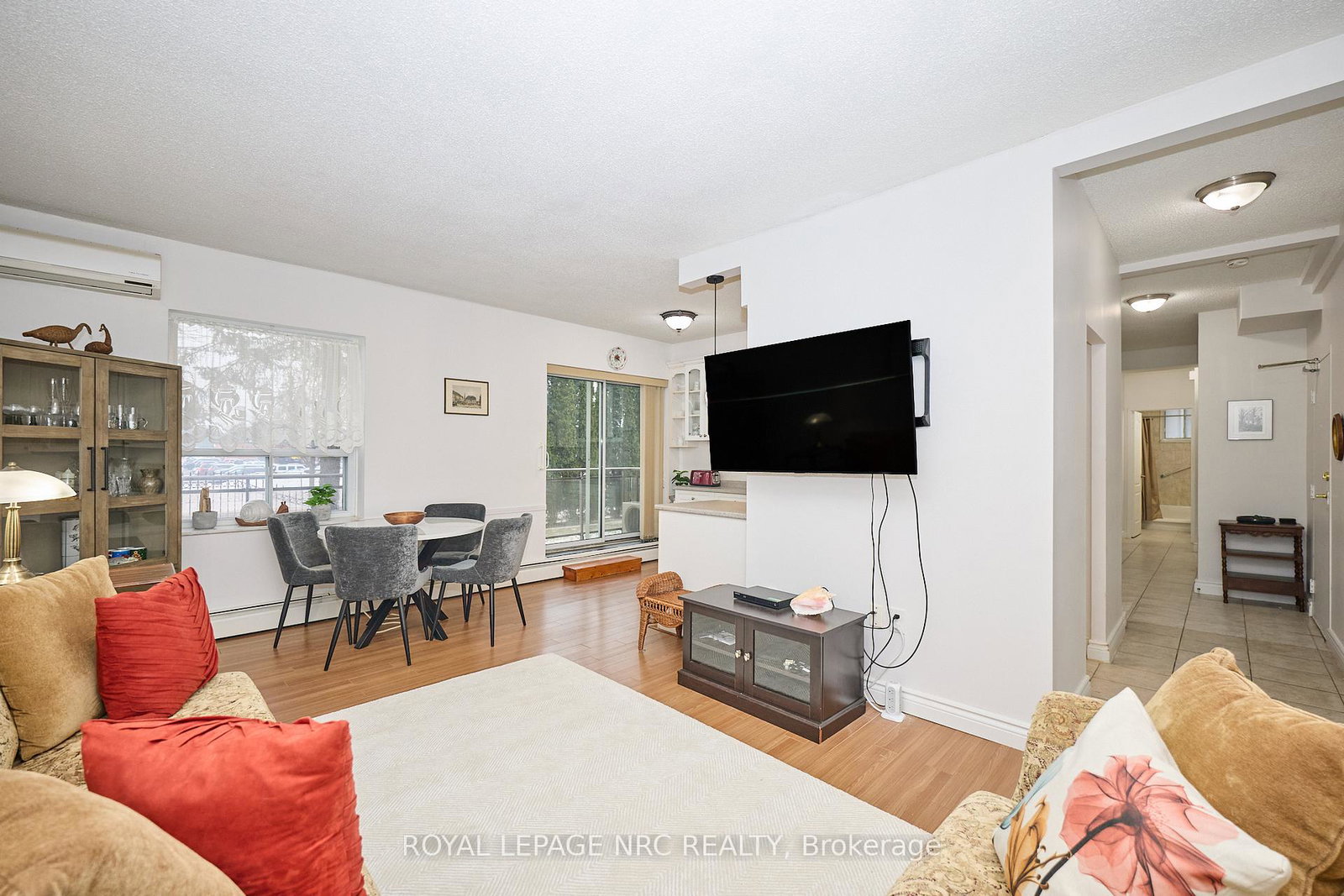 6390-huggins-street-niagara-falls-ontario-x13122726