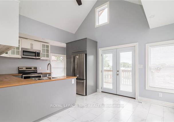 6-clark-street-st-catharines-ontario-x13122992
