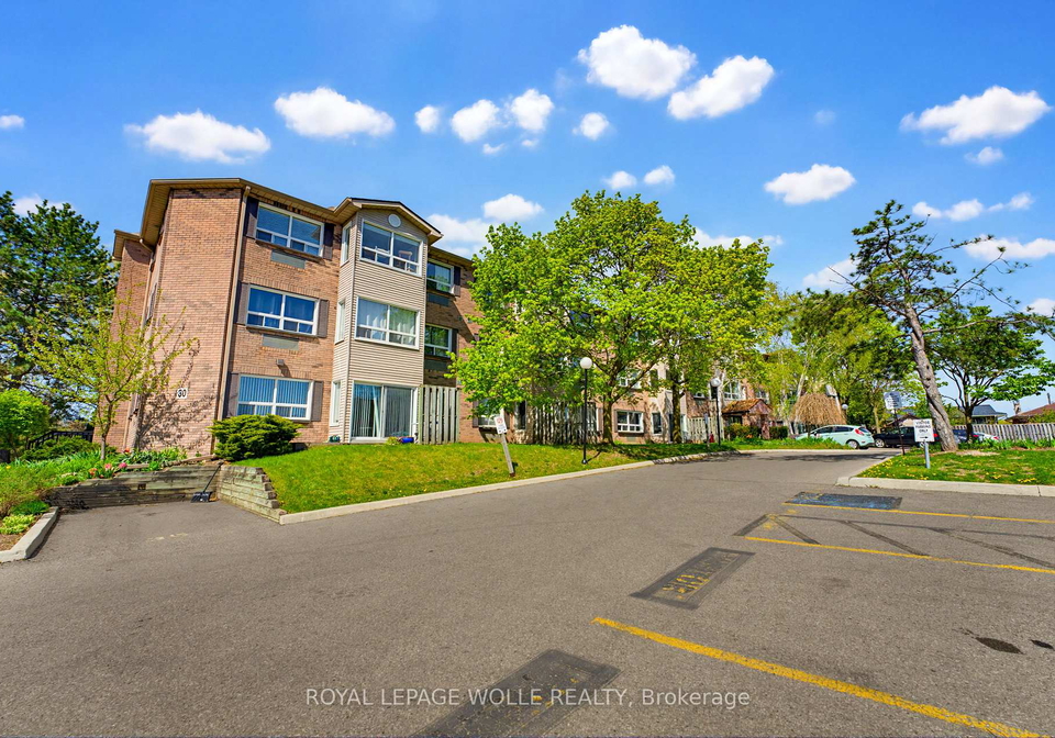 30-hugo-crescent-kitchener-ontario-x13123004