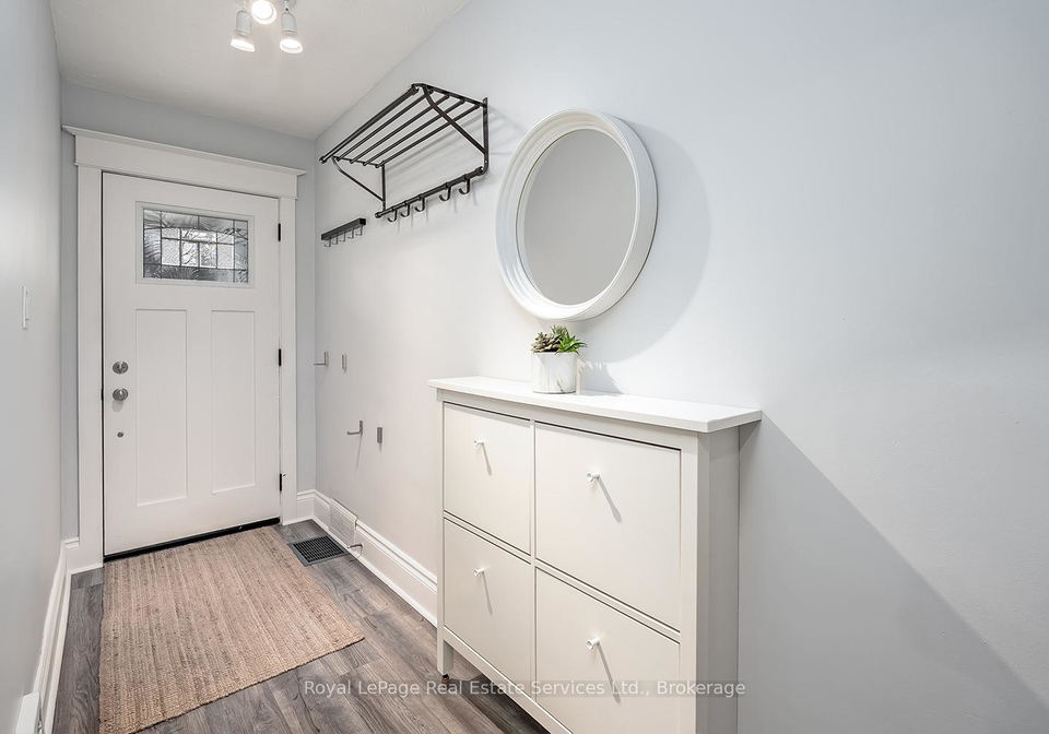 35-park-row-n-hamilton-ontario-x13123098