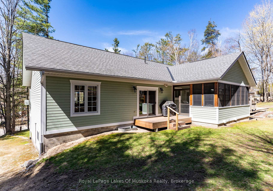 22-duke-street-muskoka-lakes-ontario-x13123112