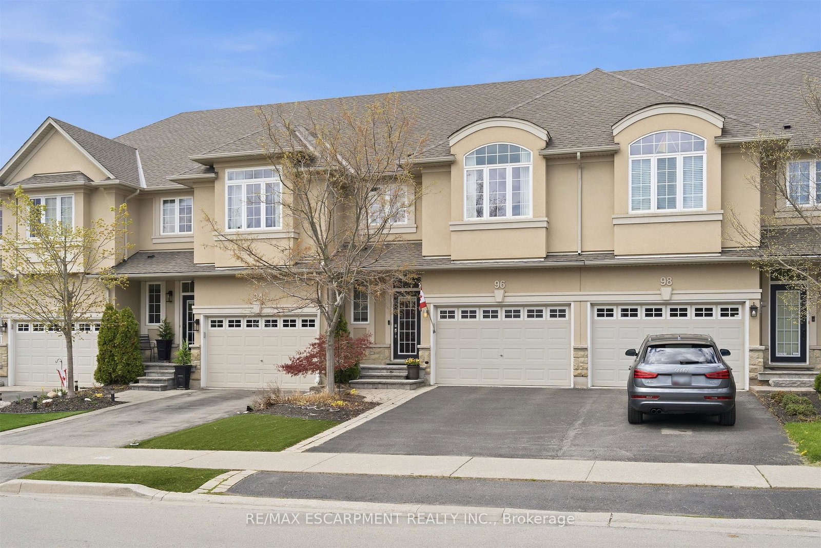 96-newcombe-road-hamilton-ontario-x13123248