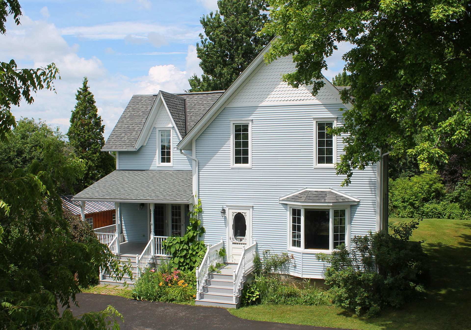 11719-lakeshore-drive-south-dundas-ontario-x13123522