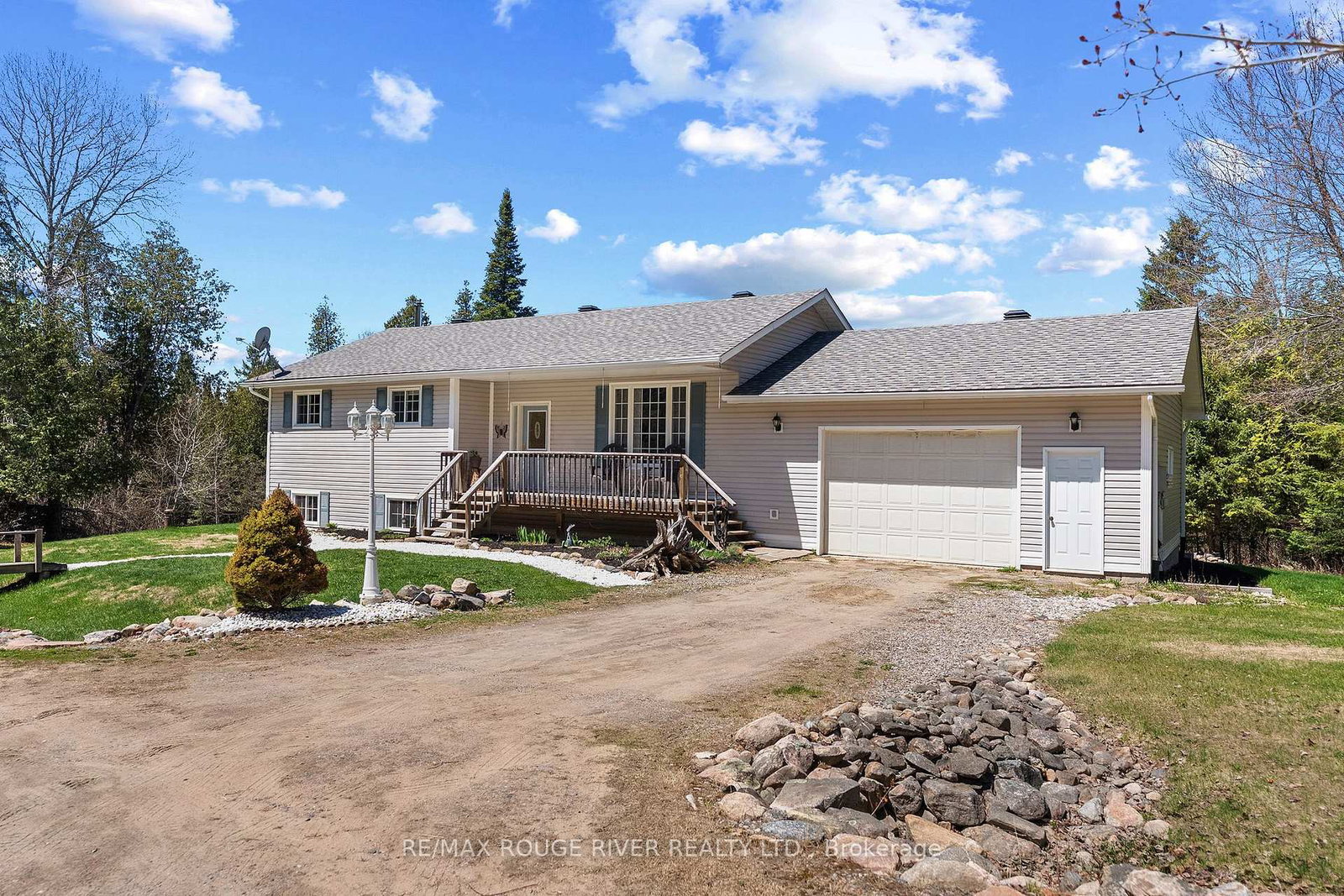 253-hass-road-carlowmayo-ontario-x13123528